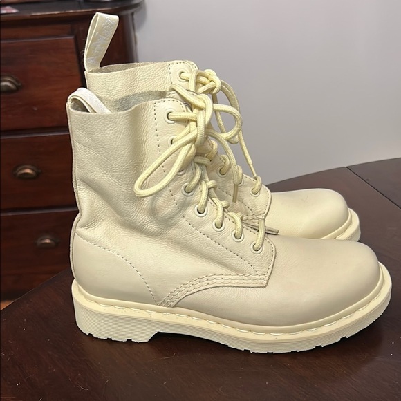 Dr. Martens 1460 WOMEN'S MONO LACE UP BOOTS - Picture 6 of 11